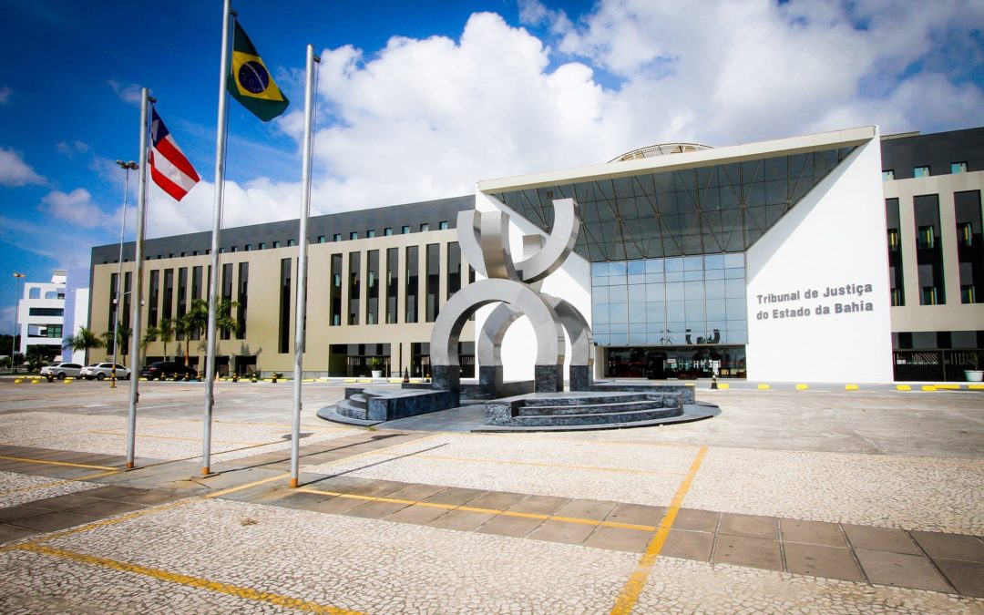 Liminar do Tribunal de Justiça da Bahia suspende alteração no Estatuto do Magistério Superior