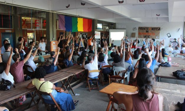 Docentes da UESC mantêm greve e exigem compromisso do governo baiano