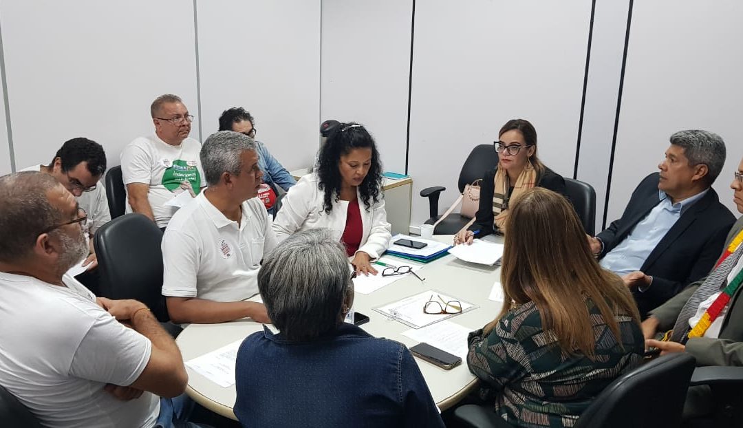 NEGOCIAÇÃO: FÓRUM DAS ADS APONTA PARA AS ASSEMBLEIAS DISCUSSÃO SOBRE TERMO DE ACORDO COM O GOVERNO