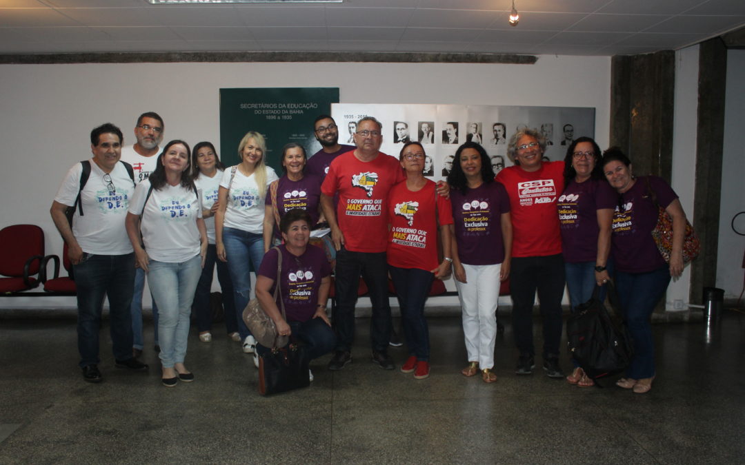 Promoções e progressões de professores serão implementadas em novembro, afirma governo