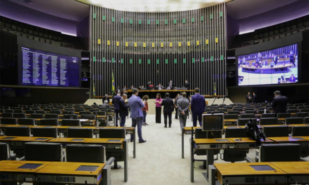 Câmara aprova renda emergencial para trabalhadores informais
