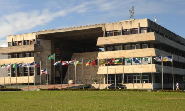 Abono permanência na Bahia será congelado até dezembro de 2021