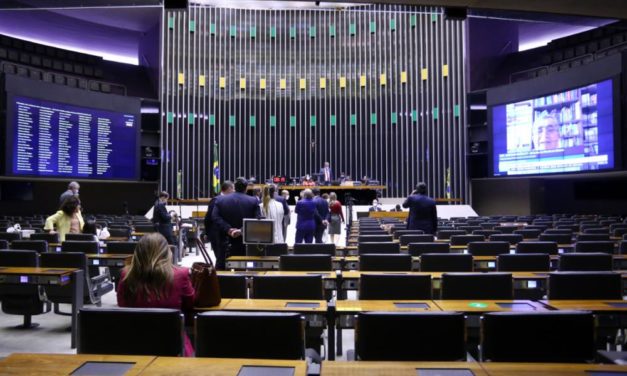 Após aprovação na Câmara, PEC do FUNDEB vai ao Senado
