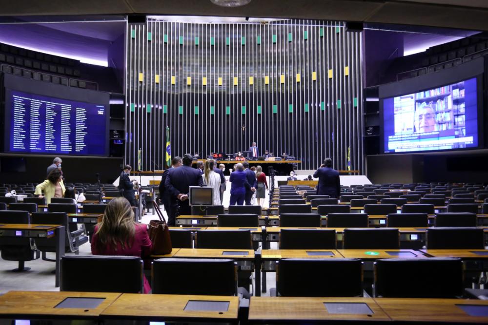 Após aprovação na Câmara, PEC do FUNDEB vai ao Senado