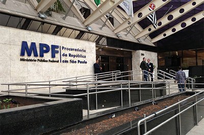 MPF processa União por falas e ações de Bolsonaro e ministros contra as mulheres