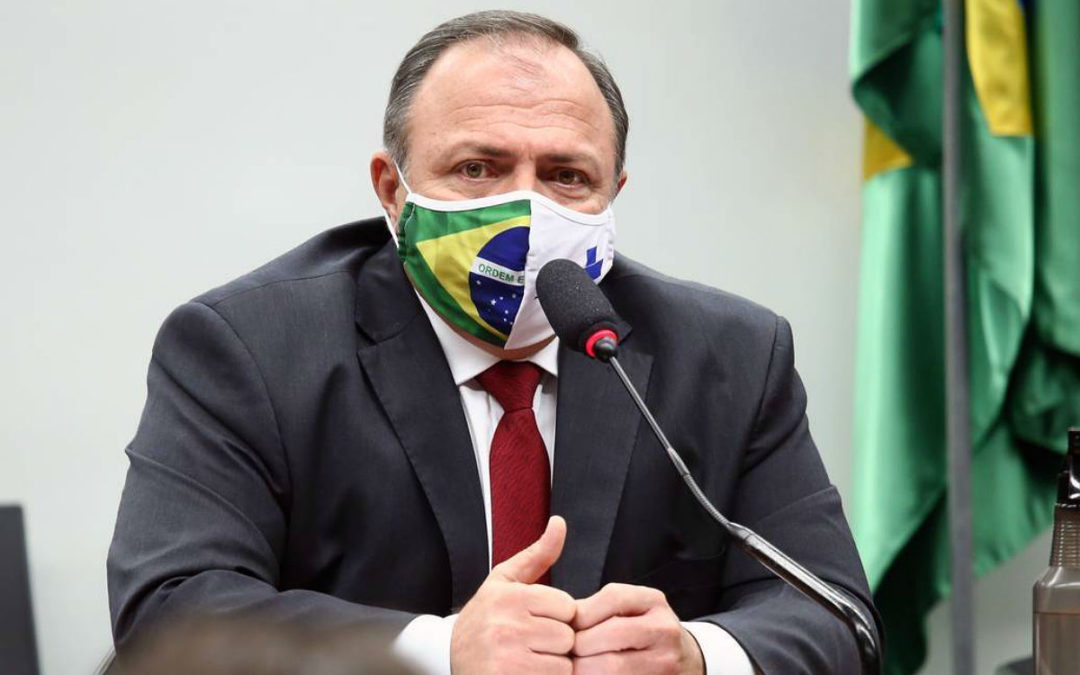 Testes parados, baixos investimentos: a descoordenação do Ministério da Saúde no combate à Covid