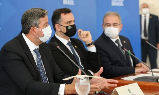 Câmara quer oficializar fura-fila na vacinação contra a Covid-19