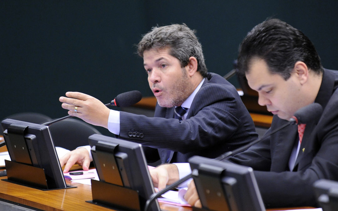 Deputado bolsonarista confirma compra de votos para aprovar Reforma da Previdência e eleger Lira