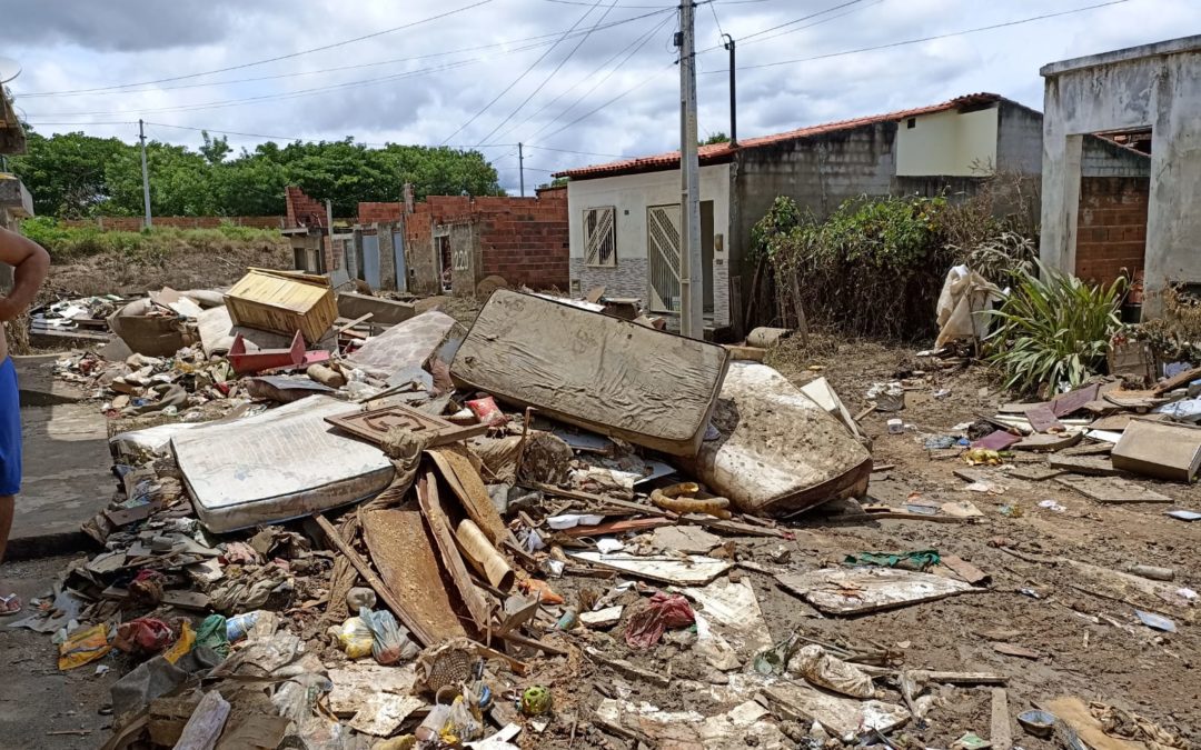 Seções sindicais realizam ações de solidariedade às famílias atingidas pelas enchentes na Bahia