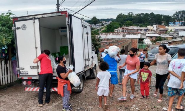 População brasileira vive empobrecimento histórico