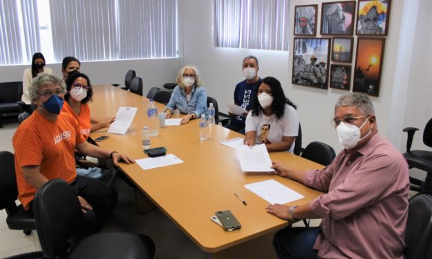 Fórum das ADs cobra do líder do governo reabertura da mesa de negociação sobre pauta do Movimento Docente