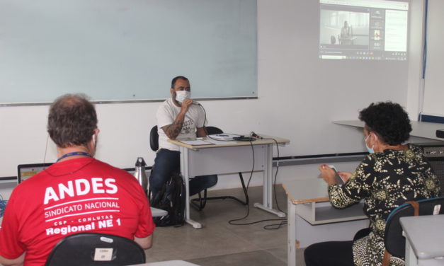 Assembleia define representantes da ADUSC para o 65º Conad do ANDES-SN