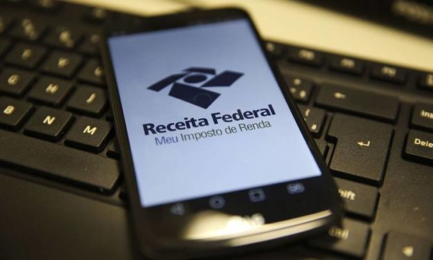 Defasagem da tabela do IR obrigará quem ganha menos de 1,5 salário mínimo a pagar o imposto em 2023