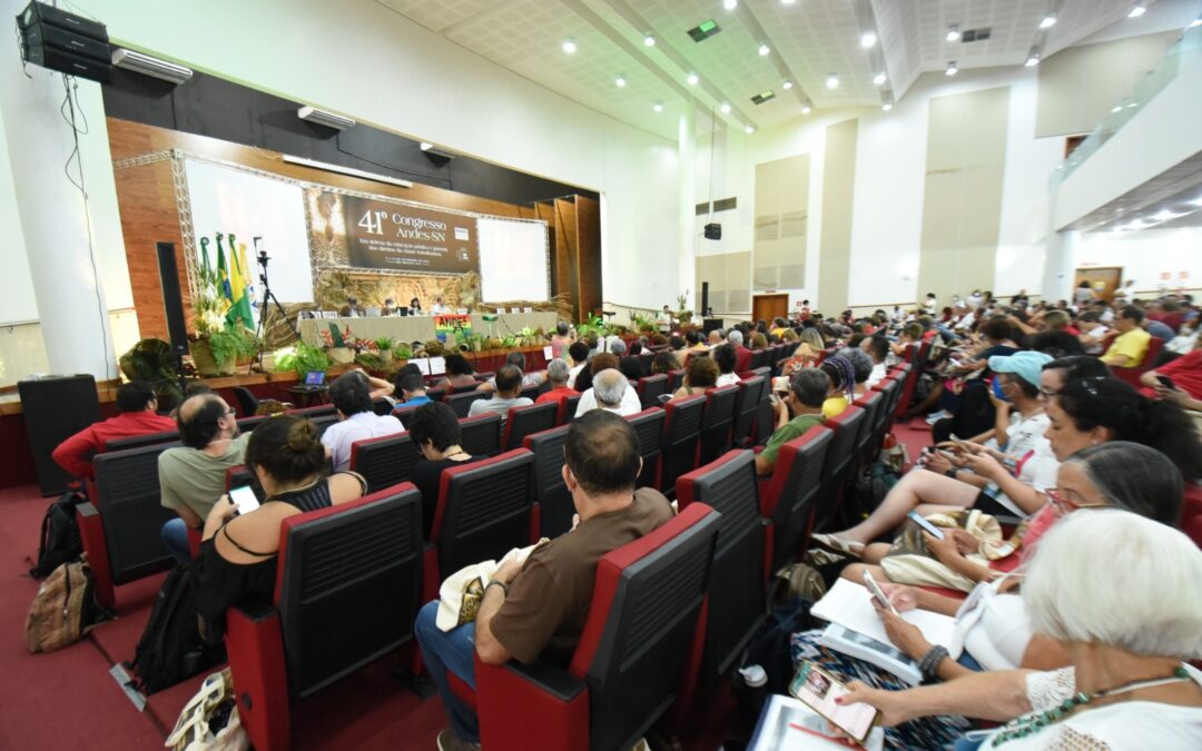 41º Congresso: revogação das contrarreformas, unidade na luta por direitos e contra as opressões pautaram debate de Conjuntura