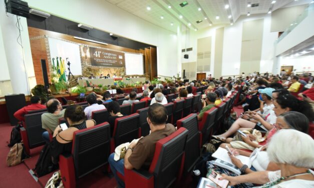 41º Congresso: revogação das contrarreformas, unidade na luta por direitos e contra as opressões pautaram debate de Conjuntura