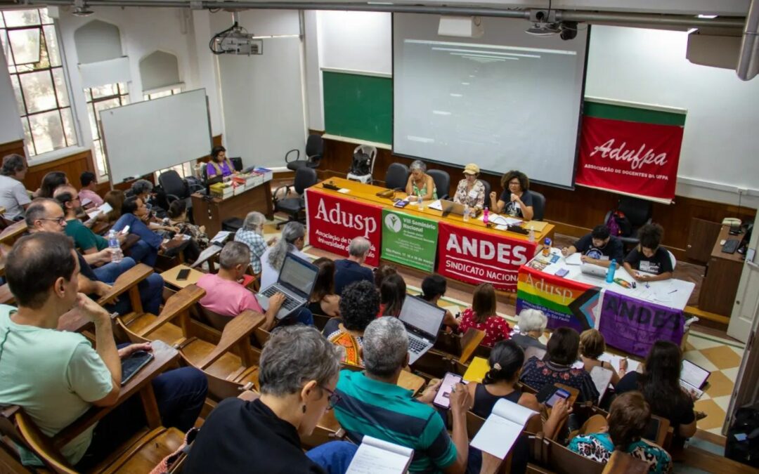 Última dia do VIII Seminário de Saúde do(a) Trabalhador(a) Docente é marcado por debates e encaminhamentos