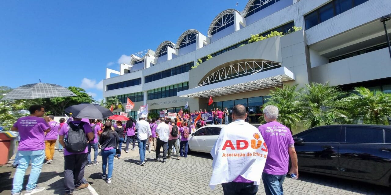 ADUSC convoca categoria para ato público em Salvador