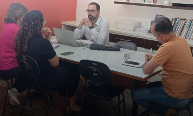 ADUSC discute medidas para garantir adicional de insalubridade a docentes da UESC