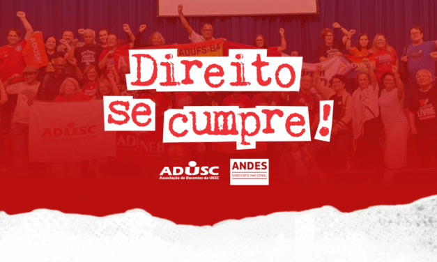 Na fila das promoções, professora Rosenaide Ramos compartilha sua indignação com governo estadual; leia