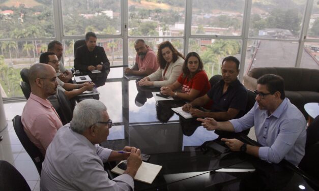 ADUSC se reúne com Reitoria da UESC para discutir promoções e demandas internas