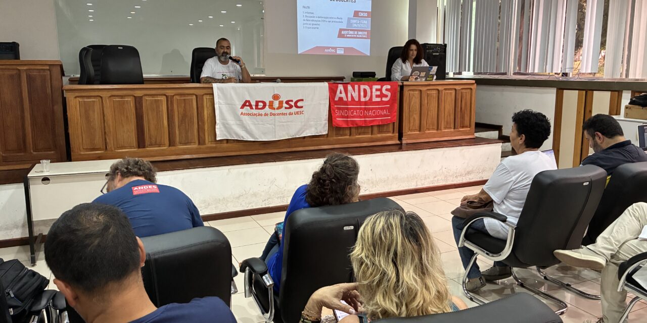 Professores/as da UESC aprovam Pauta de Reivindicações 2026 com acréscimos