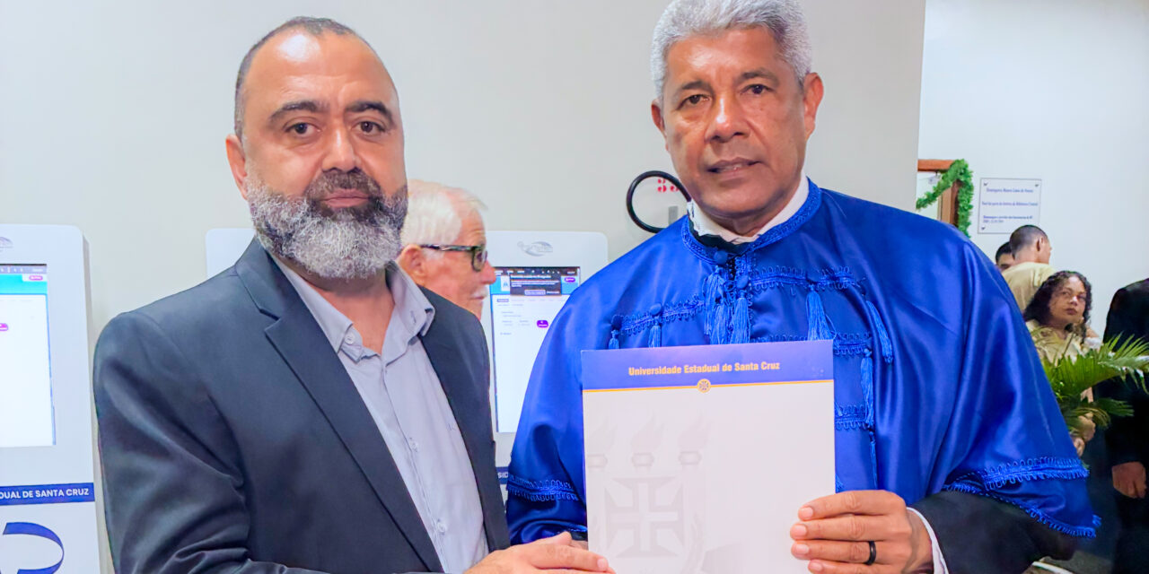 ADUSC cobra do governador Jerônimo a retomada das negociações, durante evento na UESC