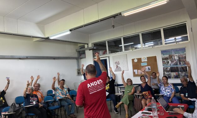 Assembleia define representantes da ADUSC para o 44º Congresso do ANDES-SN