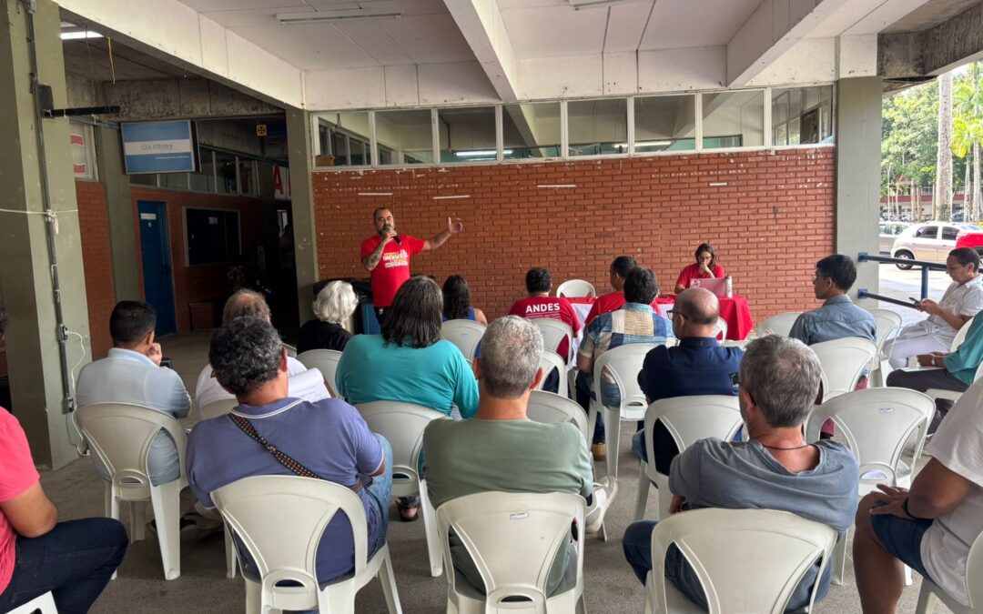Assembleia da ADUSC elege representantes para o 69º CONAD, forma Comissão Eleitoral e intensifica mobilização docente