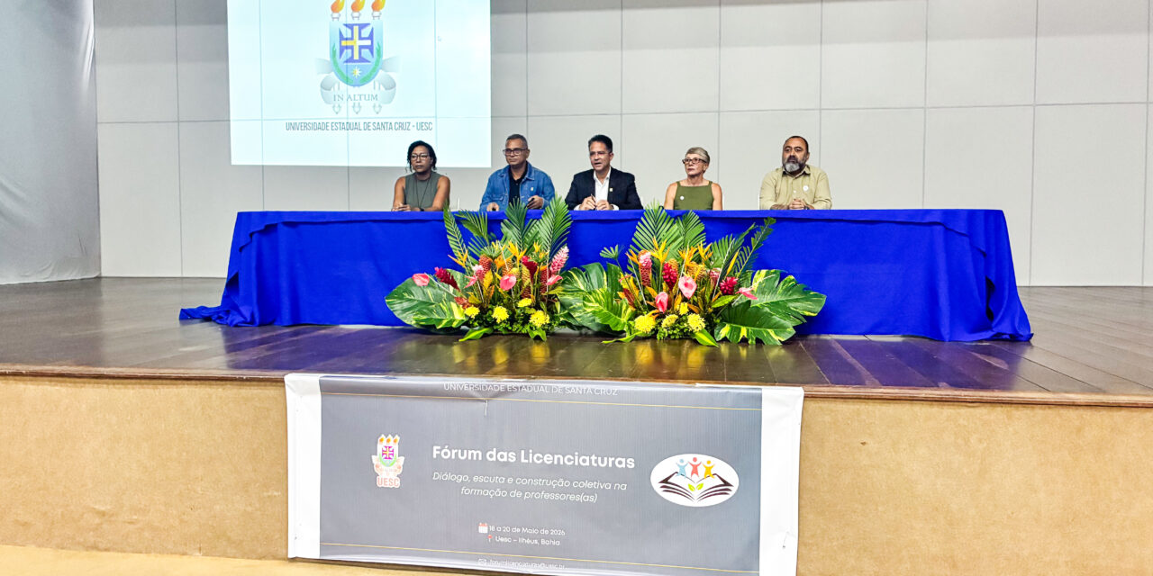 ADUSC participa da abertura do I Fórum das Licenciaturas da UESC