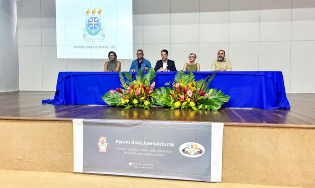 ADUSC participa da abertura do I Fórum das Licenciaturas da UESC