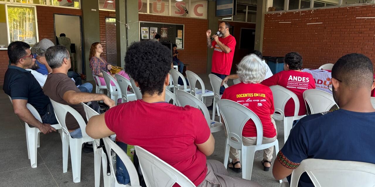 20 de Maio: Professores/as da UESC aprovam dia de paralisação docente