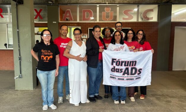 Agenda na ADUSC amplia articulação entre representações das Universidades Estaduais da Bahia